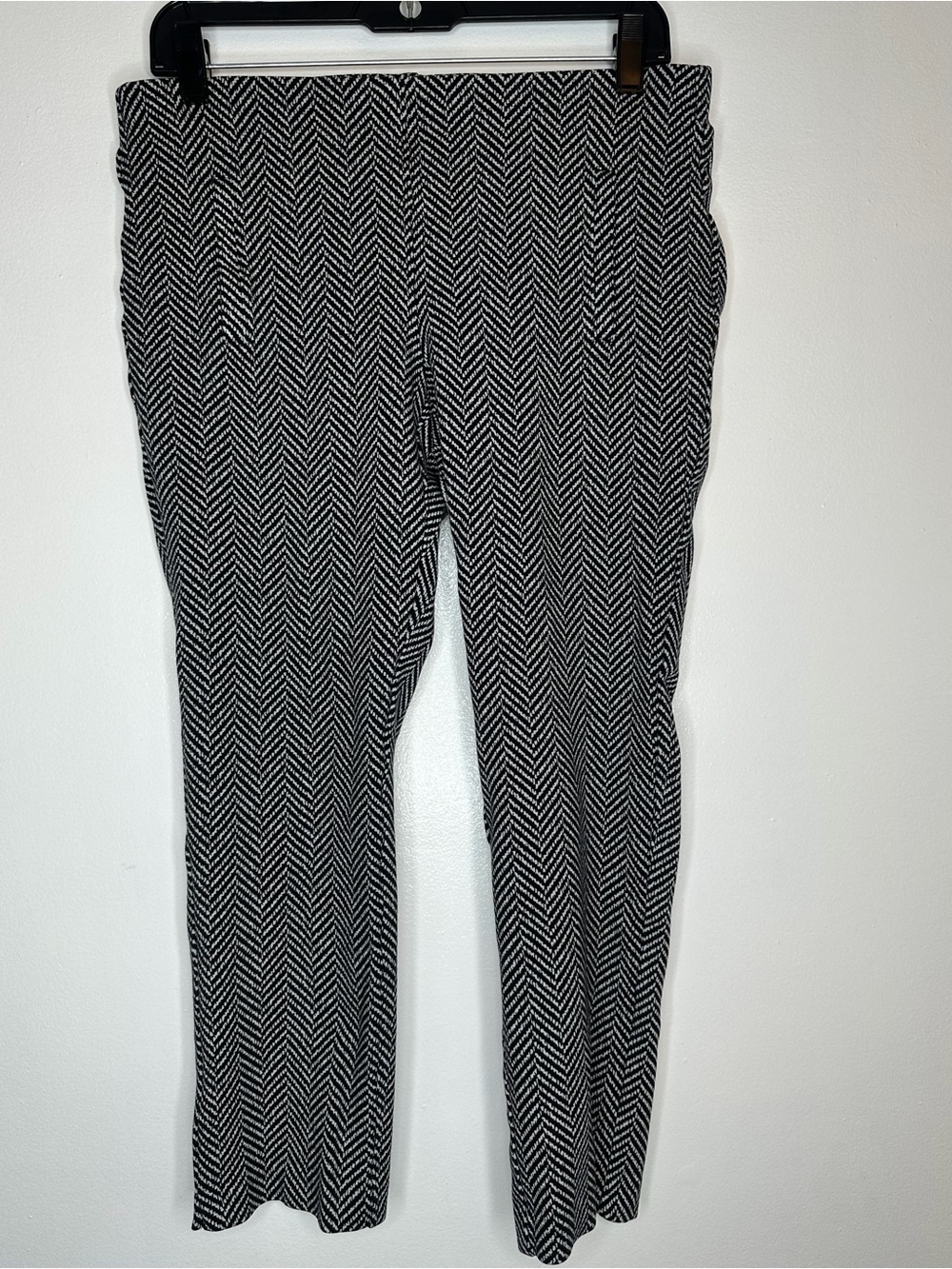 Chico's Black and White Herringbone Knit Pants